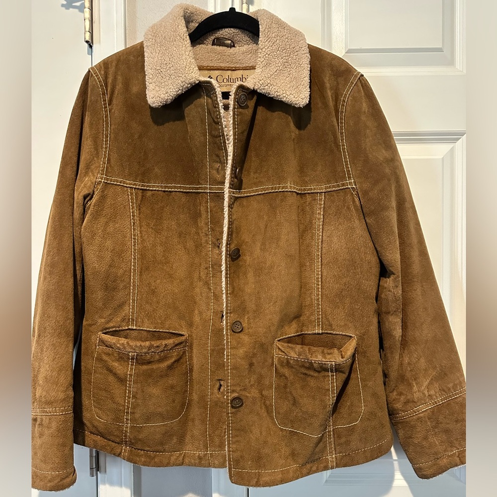 Vintage Columbia leather Sherpa lined jacket. Size large.